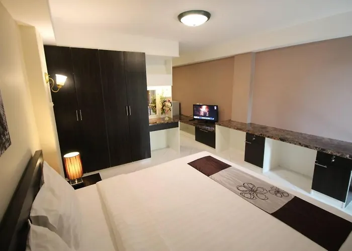 ลีลาวดี ซอยมหาดไทย รามคำแหง65 Mahadthai Apartment *